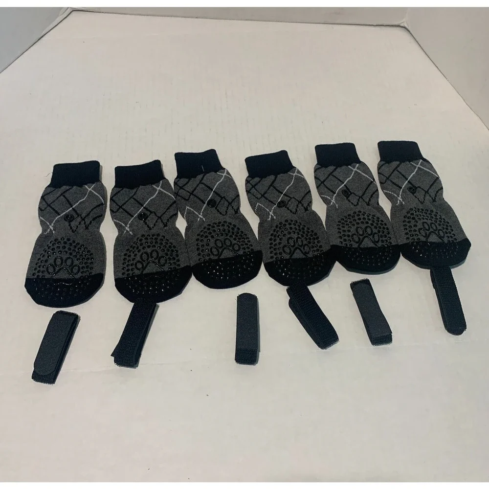 BEAUTYZOO Lot Of 3 Anti-Slip Dog Socks With Grips Traction Control